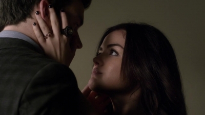 Pretty_Little_Liars_S03E24_BluRay_Rip_720p_Dual_Audio_WWW_TORRENTDOSFILMES_COM_1508.jpg
