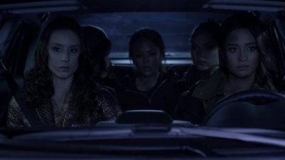 Pretty_Little_Liars_S03E24_BluRay_Rip_720p_Dual_Audio_WWW_TORRENTDOSFILMES_COM_2362.jpg