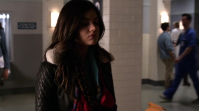 Pretty_Little_Liars_S05E01_Mini_720p_WEB-DL_Dual_RMZ-Dinho_1424.jpg
