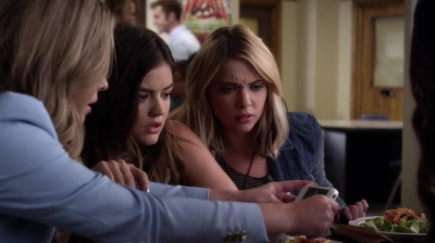 Pretty_Little_Liars_S05E06_Mini_720p_WEB-DL_Dual_RMZ-Dinho_0577.jpg