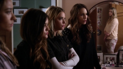 Pretty_Little_Liars_S05E10_Mini_720p_WEB-DL_Dual_RMZ-Dinho_0126.jpg