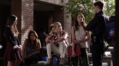Pretty_Little_Liars_S05E15_Mini_720p_WEB-DL_Dual_RMZ-Dinho_0174.jpg