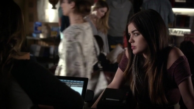 Pretty_Little_Liars_S05E16_Mini_720p_WEB-DL_Dual_RMZ-Dinho_0139.jpg