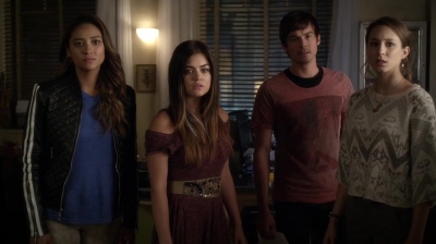 Pretty_Little_Liars_S05E17_Mini_720p_WEB-DL_Dual_RMZ-Dinho_0159.jpg