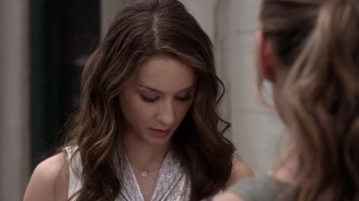Pretty_Little_Liars_S05E18_Mini_720p_WEB-DL_Dual_RMZ-Dinho_0064.jpg