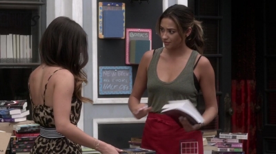 Pretty_Little_Liars_S05E18_Mini_720p_WEB-DL_Dual_RMZ-Dinho_0144.jpg