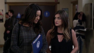 Pretty_Little_Liars_S05E22_Mini_720p_WEB-DL_Dual_RMZ-Dinho_0624.jpg