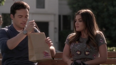 Pretty_Little_Liars_S05E22_Mini_720p_WEB-DL_Dual_RMZ-Dinho_2311.jpg