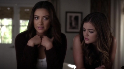 Pretty_Little_Liars_S05E23_Mini_720p_WEB-DL_Dual_RMZ-Dinho_0170.jpg