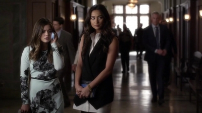 Pretty_Little_Liars_S05E23_Mini_720p_WEB-DL_Dual_RMZ-Dinho_0850.jpg