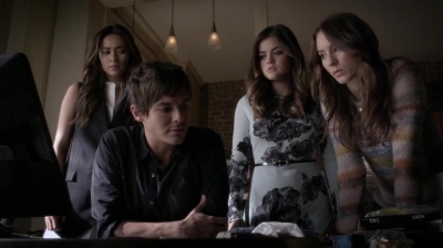 Pretty_Little_Liars_S05E23_Mini_720p_WEB-DL_Dual_RMZ-Dinho_1194.jpg