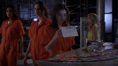 Pretty_Little_Liars_S05E25_Mini_720p_WEB-DL_Dual_RMZ-Dinho_1423.jpg