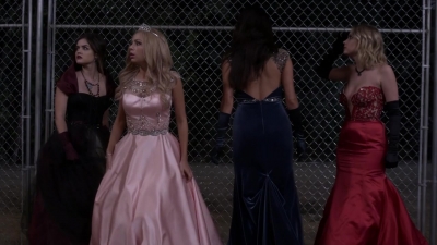 Pretty_Little_Liars_S06E01_720p_HDTV_X264-DIMENSION_0131.jpg
