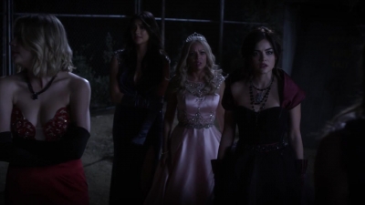 Pretty_Little_Liars_S06E01_720p_HDTV_X264-DIMENSION_0207.jpg