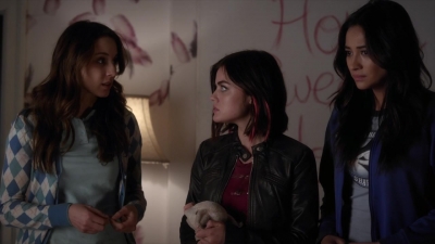 Pretty_Little_Liars_S06E01_720p_HDTV_X264-DIMENSION_1606.jpg