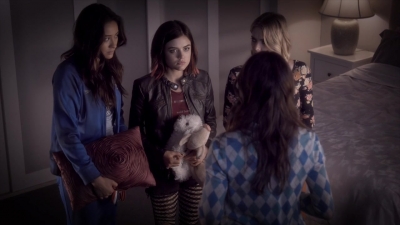 Pretty_Little_Liars_S06E01_720p_HDTV_X264-DIMENSION_1705.jpg