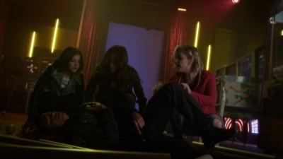 Pretty_Little_Liars_S06E07_720p_HDTV_X264-DIMENSION_1998.jpg