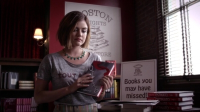 Pretty_Little_Liars_S06E11_Of_Late_I_Think_of_Rosewood_720p_WEB-DL_DD5_1_H_264-NTb_0214.jpg