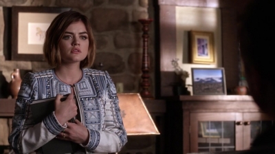 Pretty_Little_Liars_S06E11_Of_Late_I_Think_of_Rosewood_720p_WEB-DL_DD5_1_H_264-NTb_0676.jpg