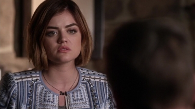 Pretty_Little_Liars_S06E11_Of_Late_I_Think_of_Rosewood_720p_WEB-DL_DD5_1_H_264-NTb_0709.jpg