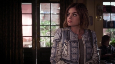 Pretty_Little_Liars_S06E11_Of_Late_I_Think_of_Rosewood_720p_WEB-DL_DD5_1_H_264-NTb_0792.jpg