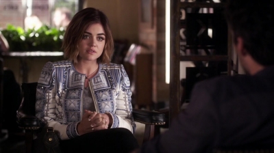 Pretty_Little_Liars_S06E11_Of_Late_I_Think_of_Rosewood_720p_WEB-DL_DD5_1_H_264-NTb_0831.jpg