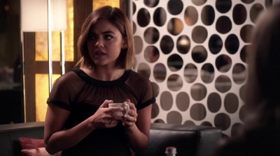 Pretty_Little_Liars_S06E12_Charlotte_s_Web_720p_WEB-DL_DD5_1_H_264-NTb_0092.jpg
