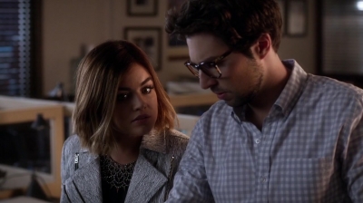 Pretty_Little_Liars_S06E12_Charlotte_s_Web_720p_WEB-DL_DD5_1_H_264-NTb_1251.jpg