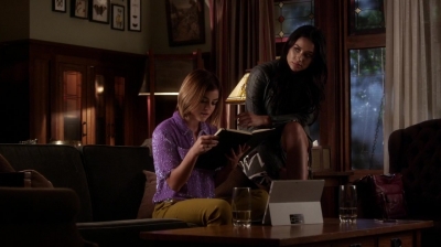 Pretty_Little_Liars_S06E13_The_Gloves_Are_On_720p_WEB-DL_DD5_1_H_264-NTb_0962.jpg