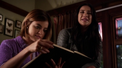 Pretty_Little_Liars_S06E13_The_Gloves_Are_On_720p_WEB-DL_DD5_1_H_264-NTb_0972.jpg