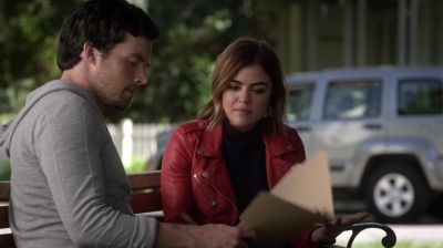 Pretty_Little_Liars_S06E13_The_Gloves_Are_On_720p_WEB-DL_DD5_1_H_264-NTb_1181.jpg