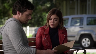 Pretty_Little_Liars_S06E13_The_Gloves_Are_On_720p_WEB-DL_DD5_1_H_264-NTb_1184.jpg