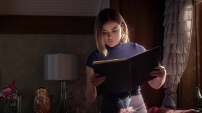 Pretty_Little_Liars_S06E13_The_Gloves_Are_On_720p_WEB-DL_DD5_1_H_264-NTb_1606.jpg