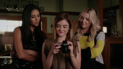 Pretty_Little_Liars_S06E18_Burn_This_720p_WEB-DL_DD5_1_H_264-NTb_0140.jpg