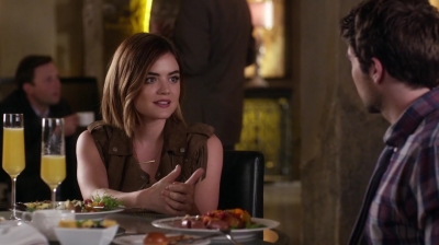Pretty_Little_Liars_S06E18_Burn_This_720p_WEB-DL_DD5_1_H_264-NTb_0906.jpg