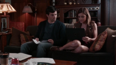 Pretty_Little_Liars_S06E18_Burn_This_720p_WEB-DL_DD5_1_H_264-NTb_0998.jpg