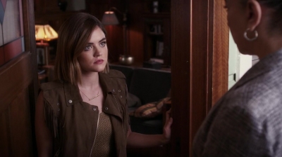 Pretty_Little_Liars_S06E18_Burn_This_720p_WEB-DL_DD5_1_H_264-NTb_1123.jpg