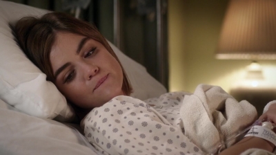 Pretty_Little_Liars_S06E18_Burn_This_720p_WEB-DL_DD5_1_H_264-NTb_2334.jpg