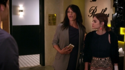 Pretty_Little_Liars_S06E19_Did_You_Miss_Me_720p_WEB-DL_DD5_1_H_264-NTb_1569.jpg