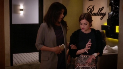 Pretty_Little_Liars_S06E19_Did_You_Miss_Me_720p_WEB-DL_DD5_1_H_264-NTb_1580.jpg