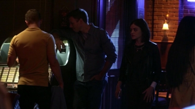 Pretty_Little_Liars_S07E01_WEB-DL_720p_DUAL_WWW_COMANDOTORRENTS_COM_1730.jpg