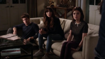 Pretty_Little_Liars_S07E01_WEB-DL_720p_DUAL_WWW_COMANDOTORRENTS_COM_2172.jpg