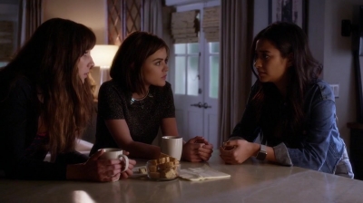 Pretty_Little_Liars_S07E01_WEB-DL_720p_DUAL_WWW_COMANDOTORRENTS_COM_2328.jpg