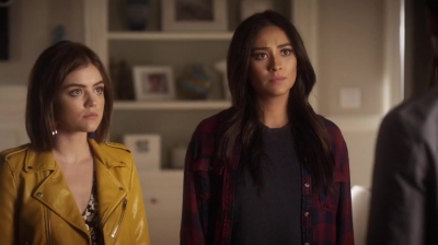 Pretty_Little_Liars_S07E02_WEB-DL_720p_DUAL_WWW_COMANDOTORRENTS_COM_1070.jpg