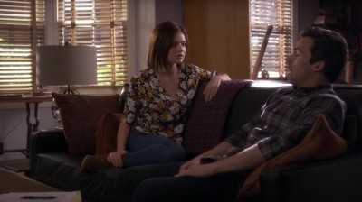 Pretty_Little_Liars_S07E02_WEB-DL_720p_DUAL_WWW_COMANDOTORRENTS_COM_1644.jpg