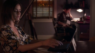 Pretty_Little_Liars_S07E02_WEB-DL_720p_DUAL_WWW_COMANDOTORRENTS_COM_2364.jpg