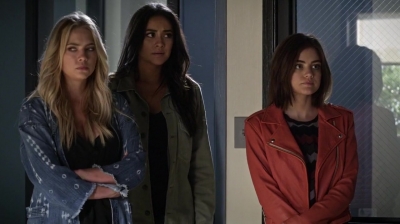 Pretty_Little_Liars_S07E03_WEB-DL_720p_DUAL_WWW_COMANDOTORRENTS_COM_0581.jpg