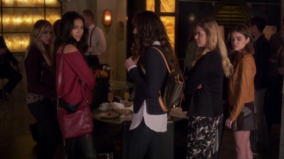 Pretty_Little_Liars_S07E07_WEB-DL_720p_DUAL_WWW_COMANDOTORRENTS_COM_0209.jpg