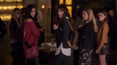 Pretty_Little_Liars_S07E07_WEB-DL_720p_DUAL_WWW_COMANDOTORRENTS_COM_0210.jpg