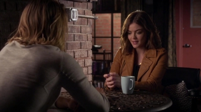 Pretty_Little_Liars_S07E07_WEB-DL_720p_DUAL_WWW_COMANDOTORRENTS_COM_0901.jpg